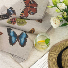 Load image into Gallery viewer, Set of 6 Flying Butterflies Napkins.
