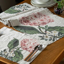 Load image into Gallery viewer, Table Runner HORTENSIA.

