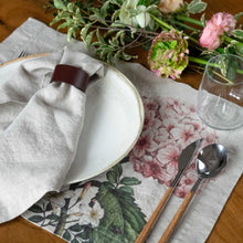 Load image into Gallery viewer, Set of 2 Placemats HORTENSIA.

