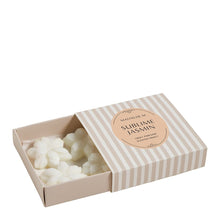 Load image into Gallery viewer, Box of 4 Jasmine Melting Decorations in Scented Wax - Sublime Jasmin..
