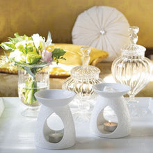 Load image into Gallery viewer, Box of 4 Jasmine Melting Decorations in Scented Wax - Sublime Jasmin..
