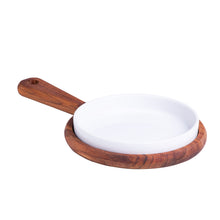 Load image into Gallery viewer, Wooden Board with a Porcelaine Plate 28x17x3cm.
