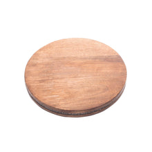 Load image into Gallery viewer, Round Wooden Board 23x3cm.
