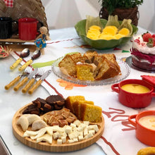 Load image into Gallery viewer, Ceramic Banana Leaf Serving Plate.
