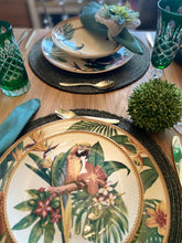 Load image into Gallery viewer, Amazonia Dinner Plate.
